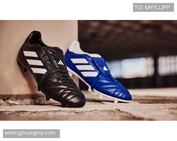 阿迪达斯新款足球鞋引领潮流助力球场表现提升运动员竞技水平